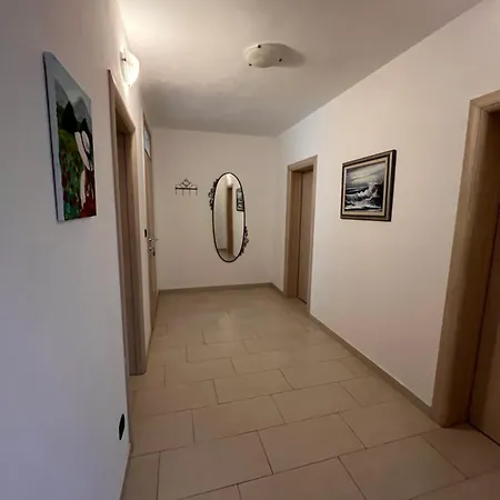 Danica & Mario Διαμέρισμα Πόρετς