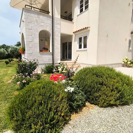 Διαμέρισμα Danica & Mario Πόρετς