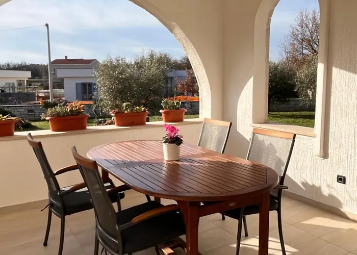 Danica & Mario Appartement *